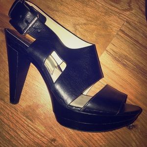 Like new & comfortable!